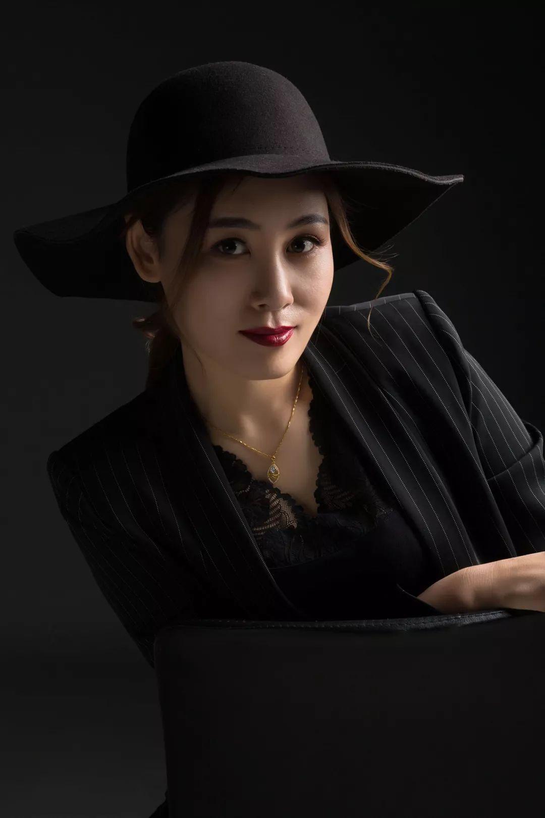 人物行业销售女神史丽娟帮助美业万千同行实现业绩倍增