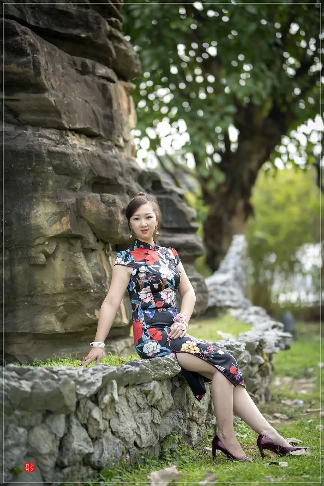 潮州佳丽不一样的风采巾帼梦旗袍情