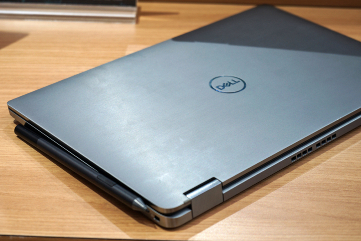 专业商用本戴尔latitude7400二合一发布