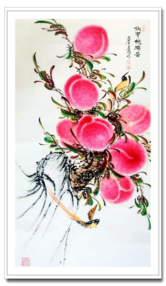 他的寿桃绘画艺术将民族绘画独特的指墨画技法与西方现代艺术的点彩派