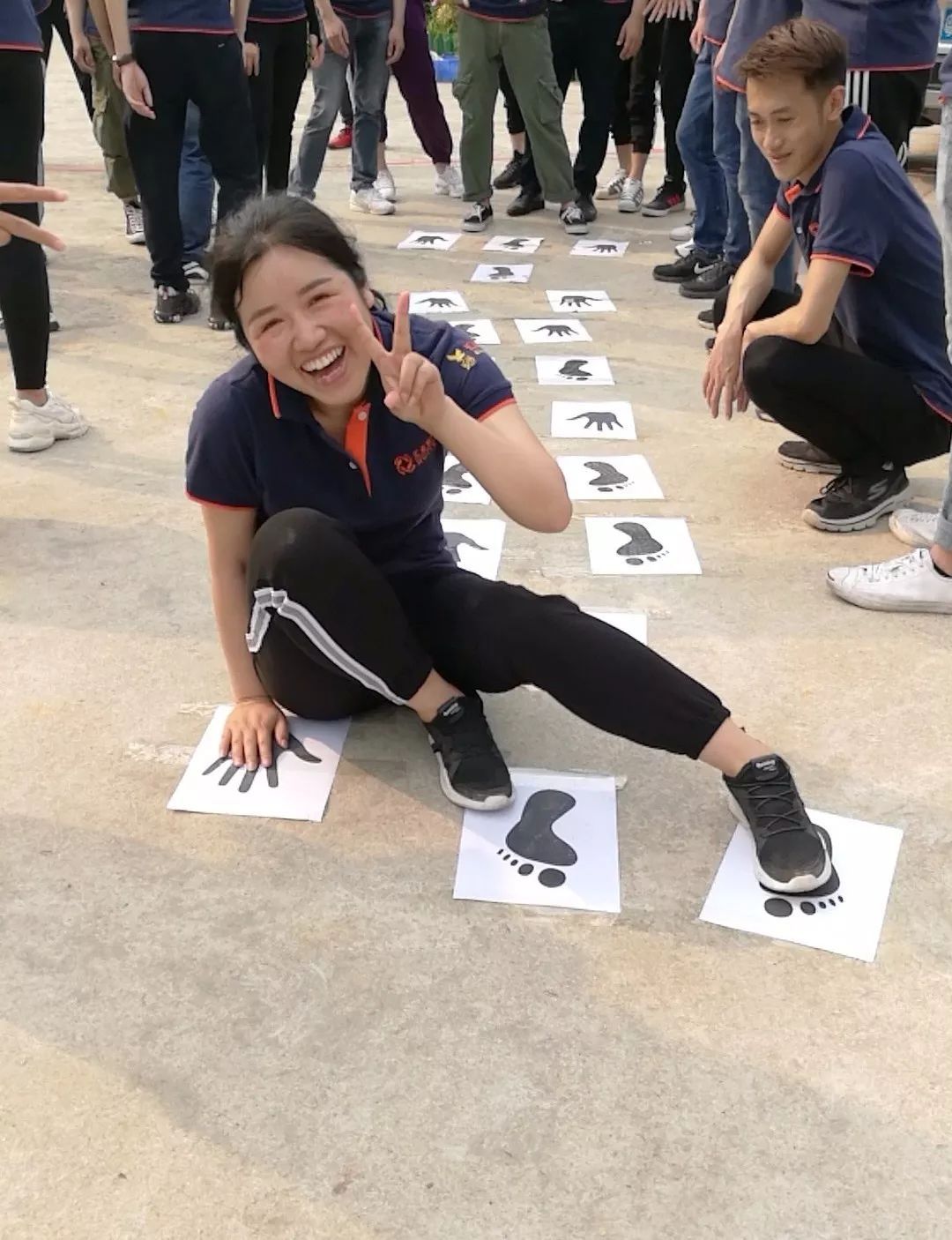 激战主场携手奋进黄旗山大区团建活动