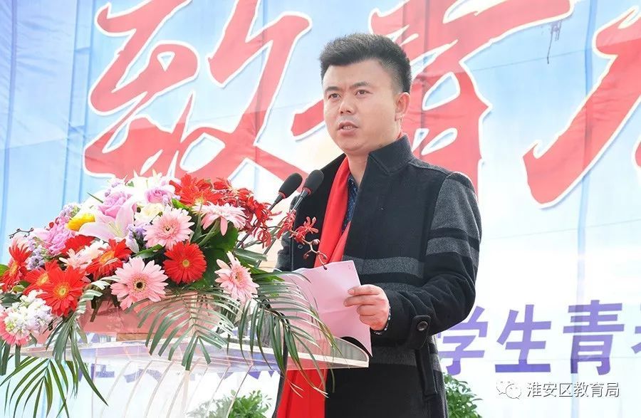致青春奋斗的青春才美丽文通中学初二年级学生14岁青春仪式纪实
