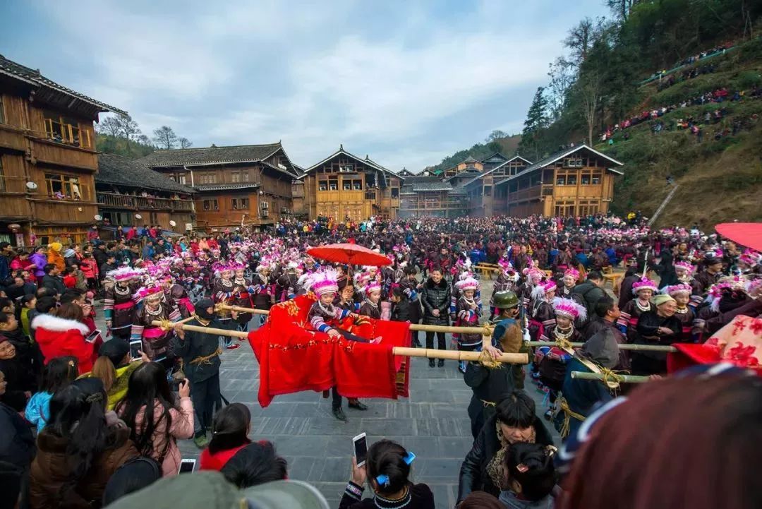 一年一次的谷雨节又要到了这个侗寨的狂欢夜可千万别错过啦