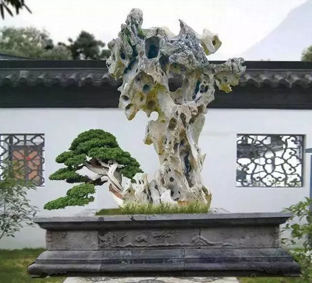 石图》局部玩石可不是今人的一时兴起,自古以来,就不乏爱石,赏石,颂石