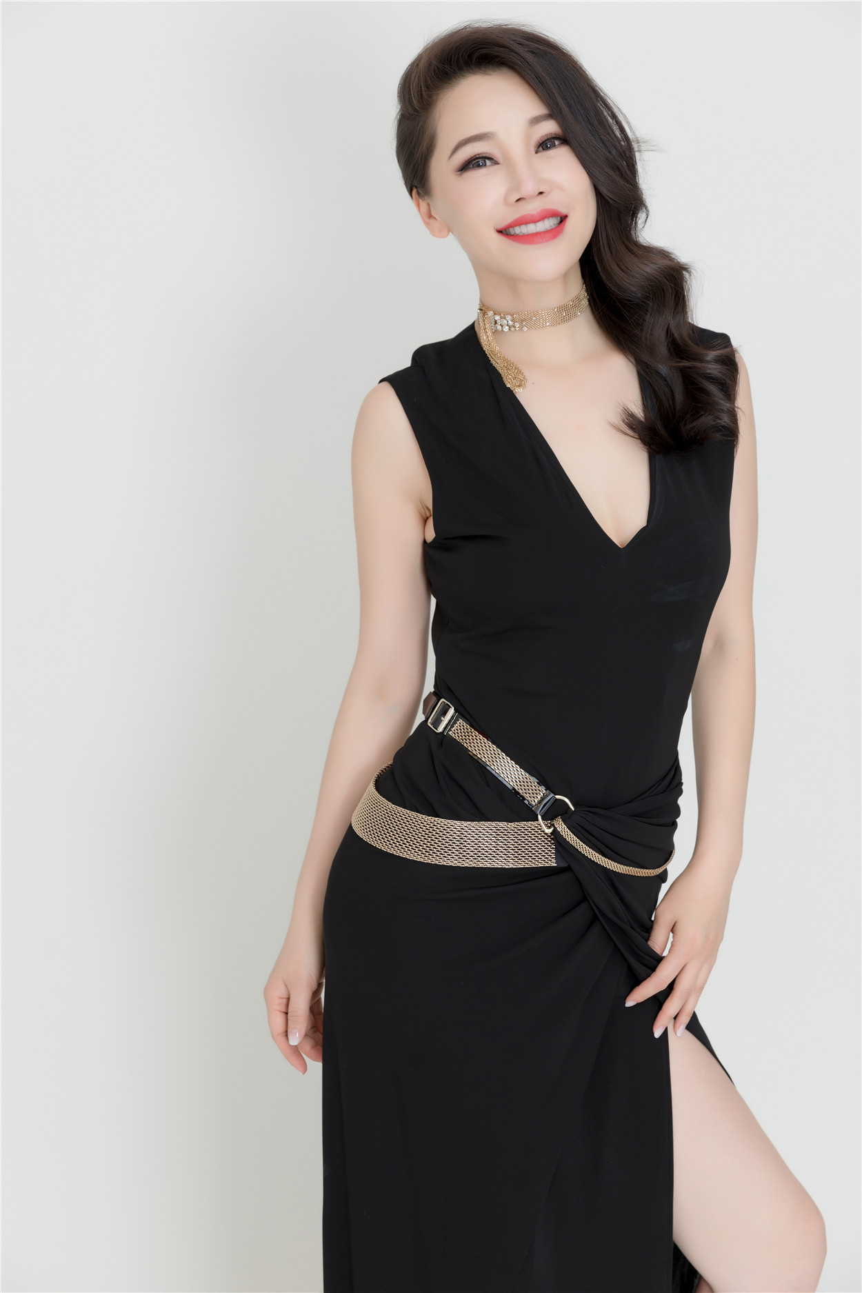 浪漫喜剧我的宠物是大象孔维搭档刘青云养大象了