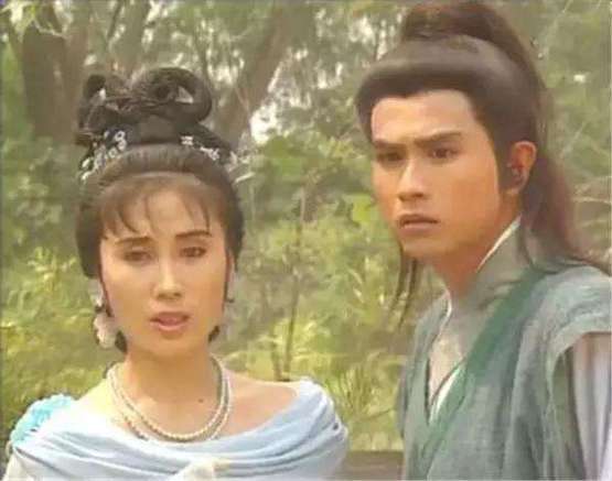 55岁牧羊女近照,曾与李连杰金童玉女,从商18