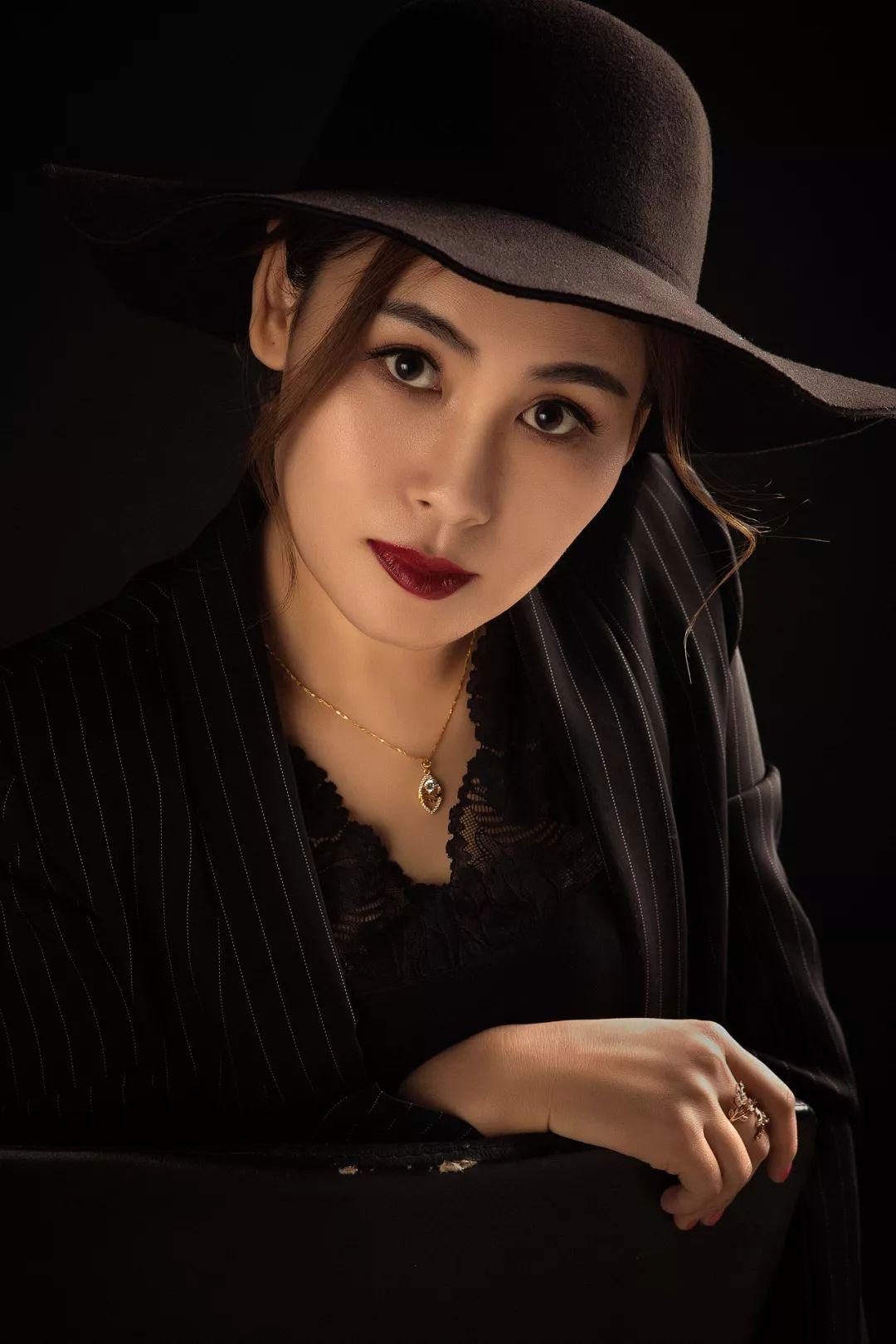 人物行业销售女神史丽娟帮助美业万千同行实现业绩倍增