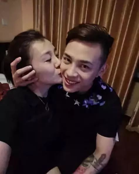 节目里曹赢心上《非常完美》深情告白洪尧.