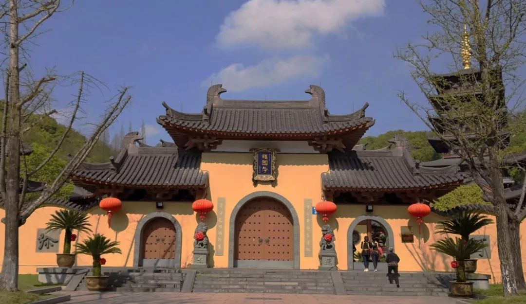 缪献康《护国寺组图》陈洁 《消防夜查网格干部的专注》三等奖吴彩霞