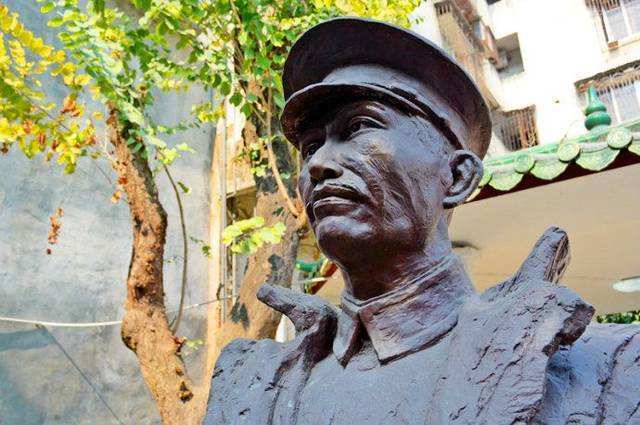 风云人物,如李济深,陈铭枢,张发奎,薛岳,余汉谋,李汉魂,邓龙光等等