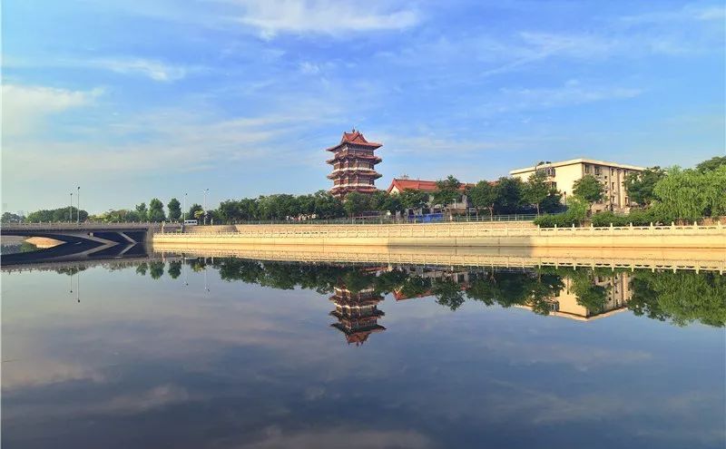 虽然沧州的城市不少很大,但名胜古迹却不少