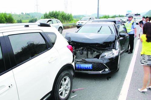 前車剎車燈故障導致追尾了,責任該怎麼劃分?交警給出答案