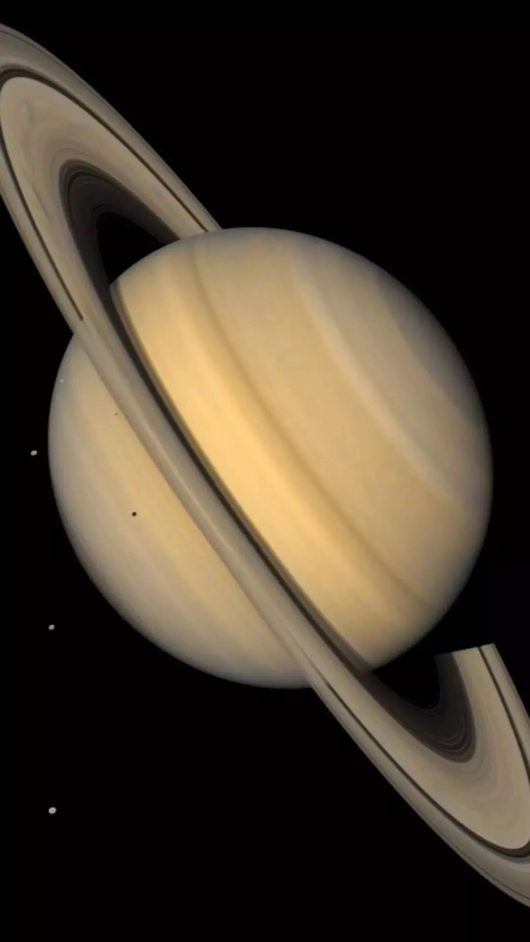 土星虽然不是太阳系最大的行星,但却有着所有行星中最大的光环