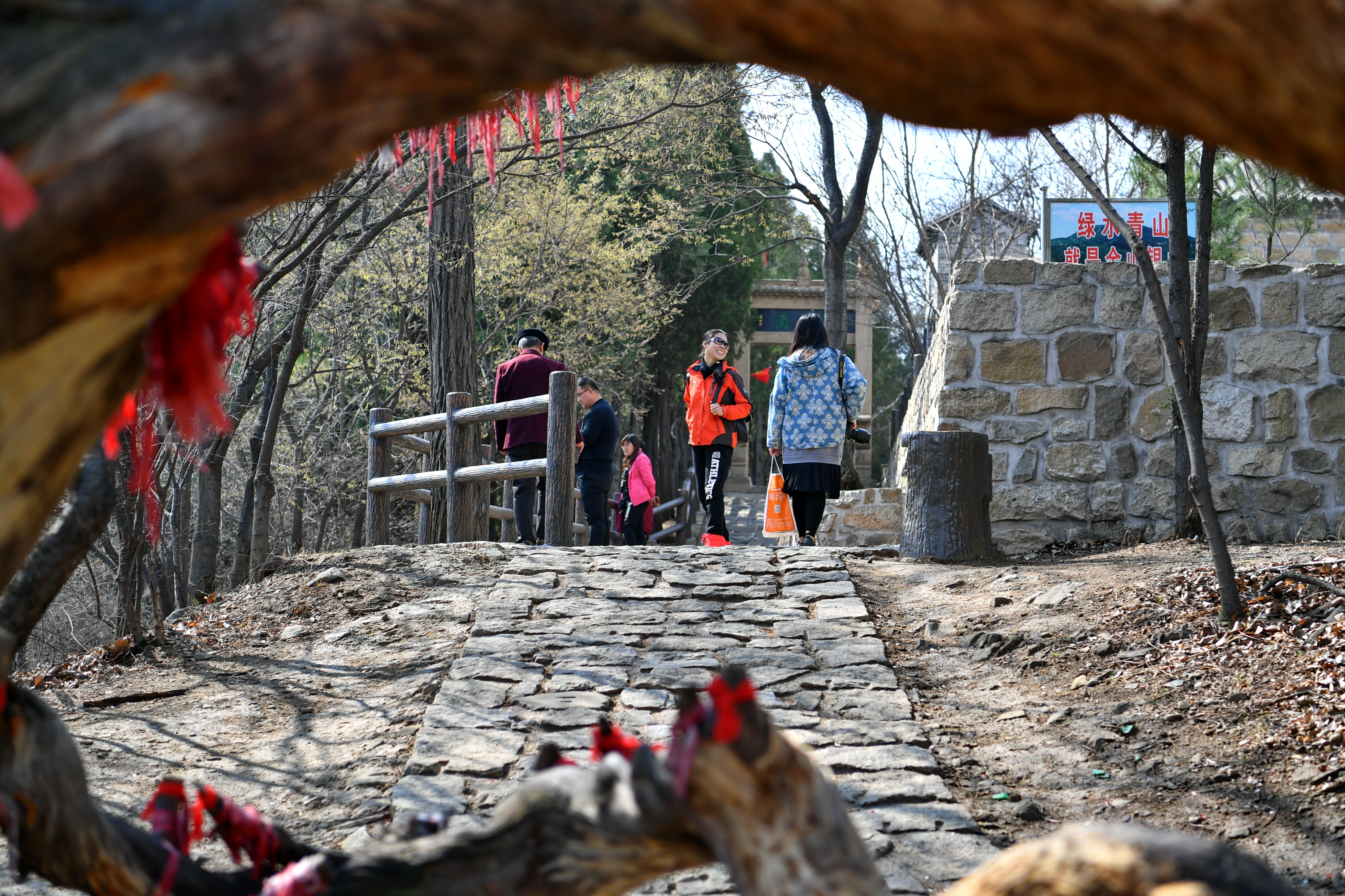 平定冠山风景区图片图片