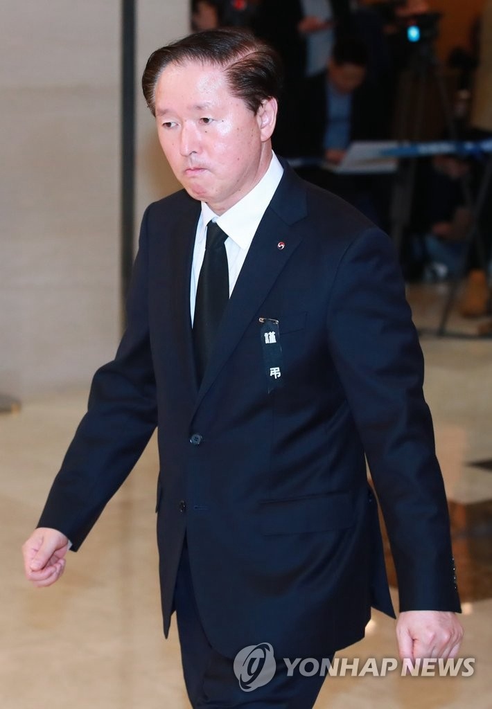 趙亮鎬會長靈堂布置完畢 子女及政經界人士現身弔唁_趙顯娥