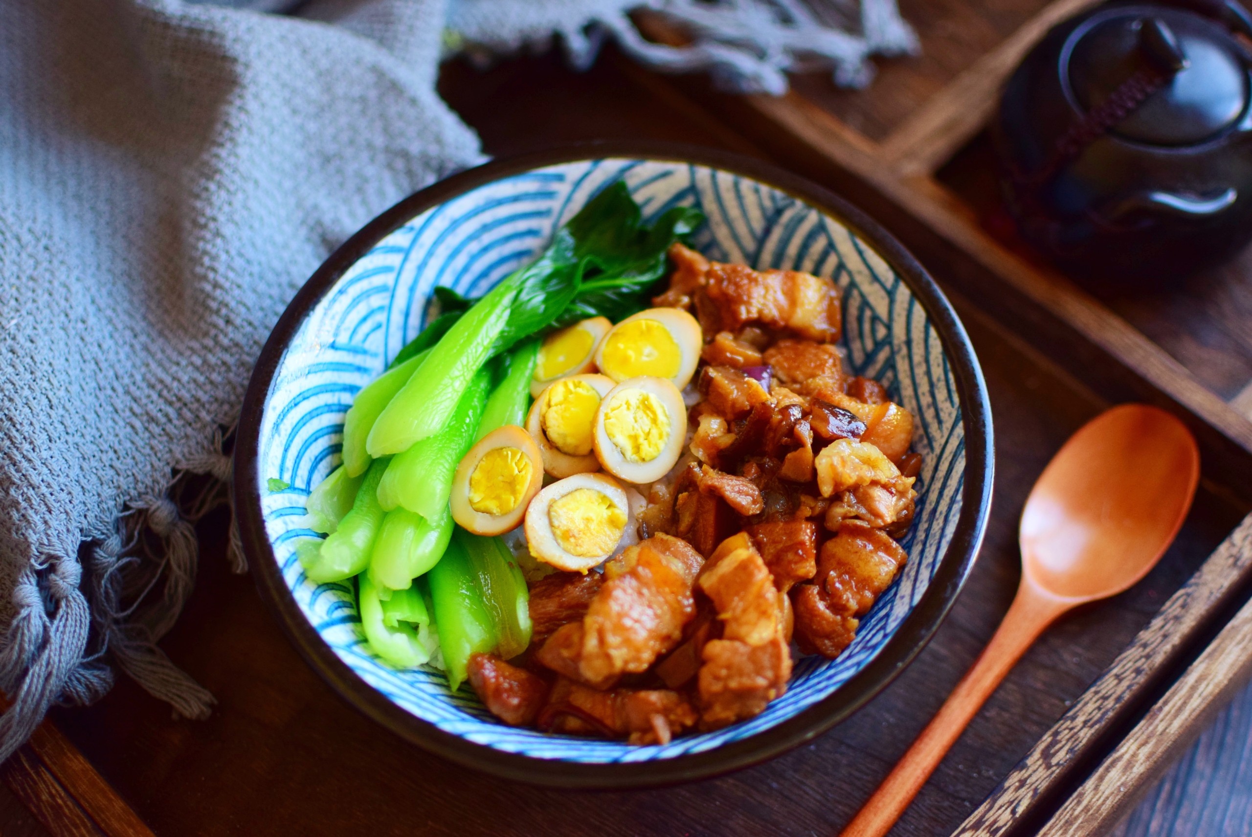 台湾控肉饭图片