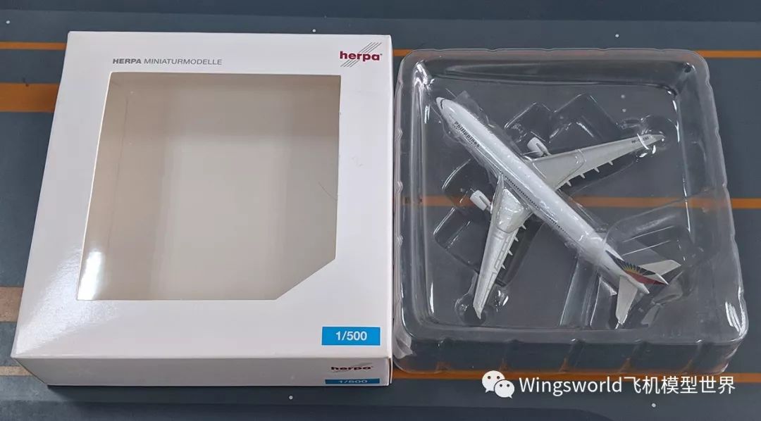 1:200 boeing 747-100 n7470 原廠塗裝ac 1:400 四川航空 a320 b-6388