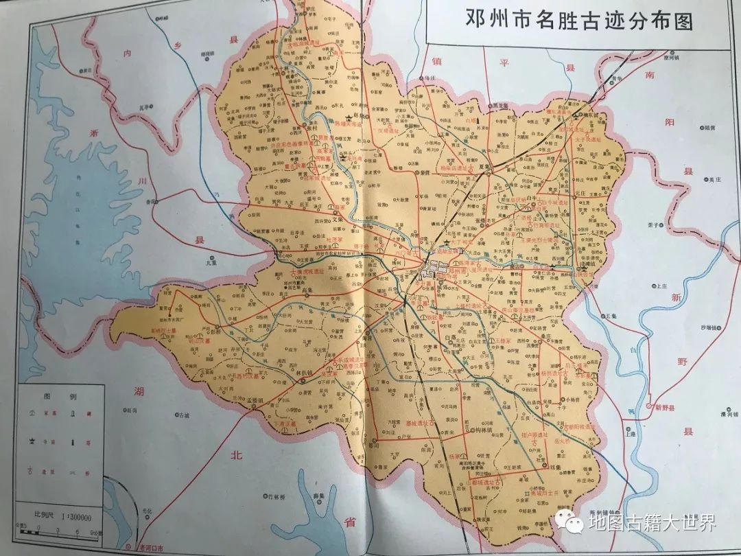 经中国国务院批准,撤销邓县,设立邓州市(县市),由南阳代管