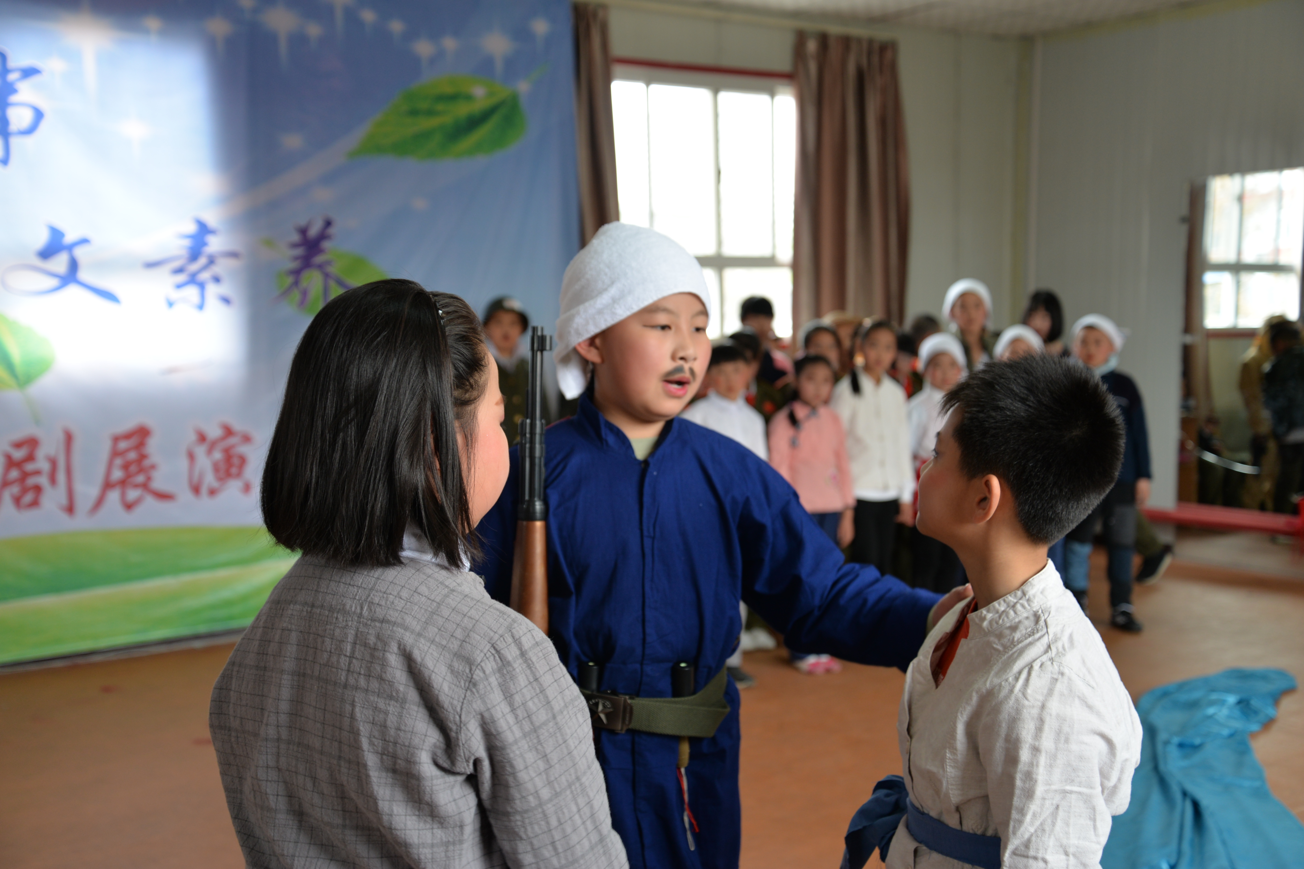 小学生课本剧图片