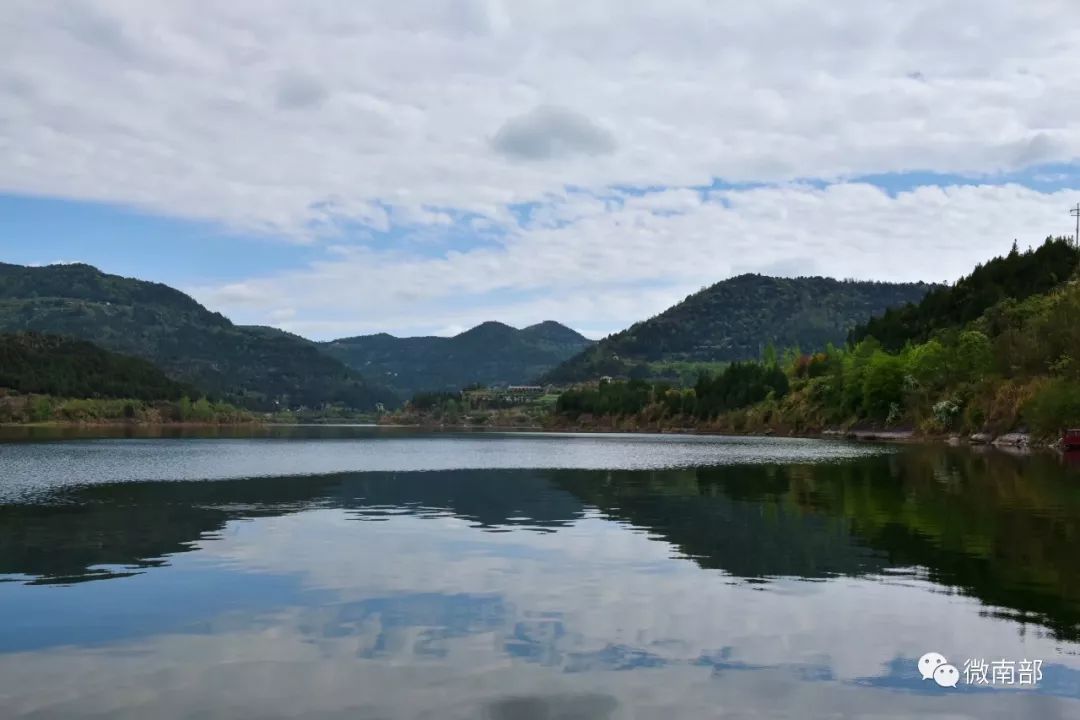 燃升鍾湖c位出鏡太驚豔