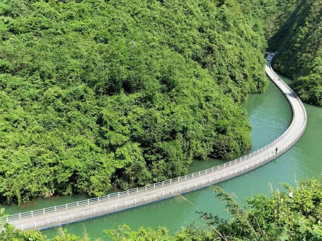 屏山峽谷遊船,獅子關