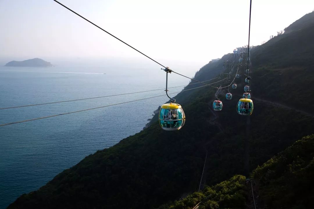 香港大嶼山 海洋公園 澳門觀光純玩三天〈含小費612晚住香港〉_纜車