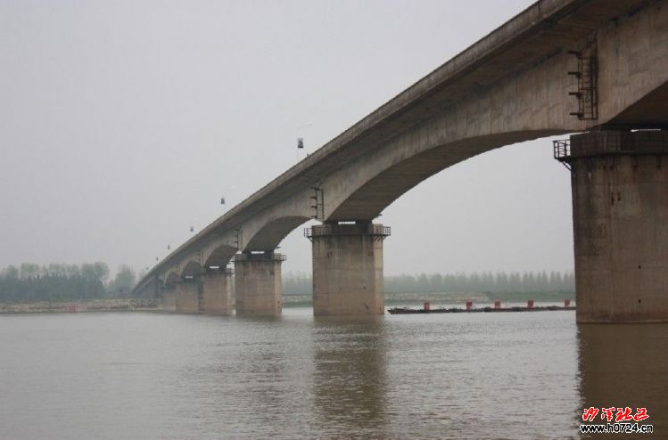 洋县汉江大桥图片
