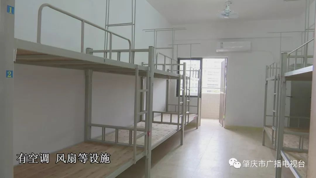 肇庆市第学砚都校区增设1000个住宿床位,学生们点赞!_宿舍楼