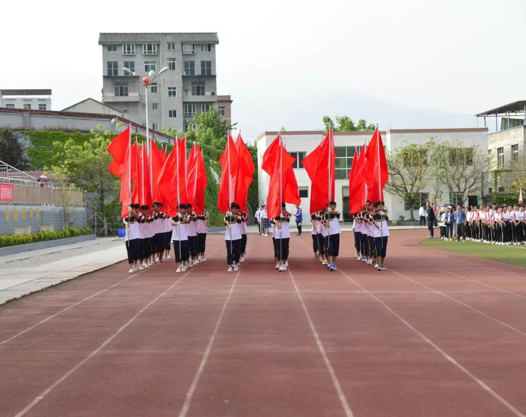 雅安市第18届中学生运动会在汉源一中举行海量照片视频都在这里了