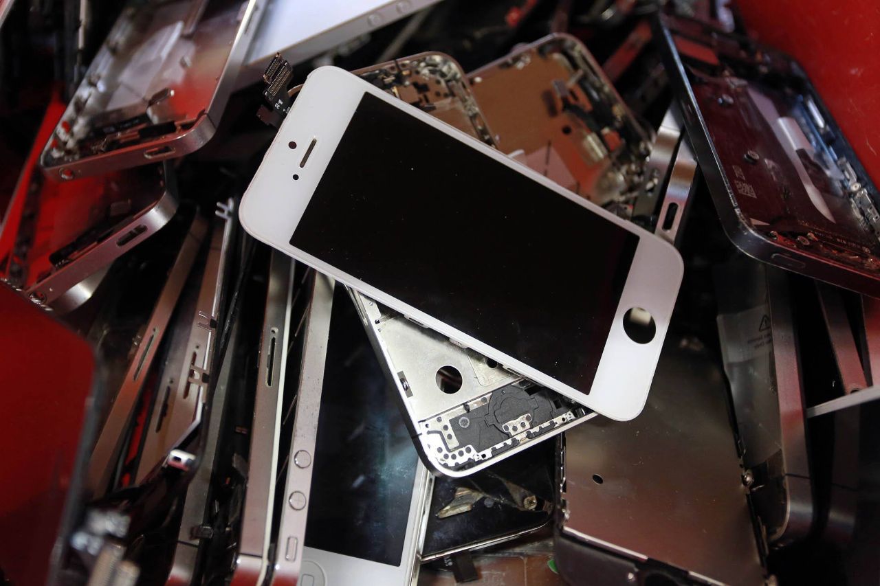 废旧手机零件销毁价格（废旧手机零件销毁工厂在哪里）