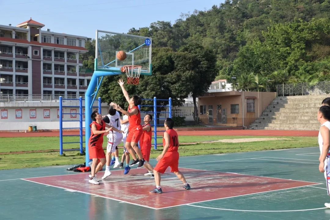 激情運動展風采,創文賽場競風流——記汕頭市潮陽實驗學校2019年