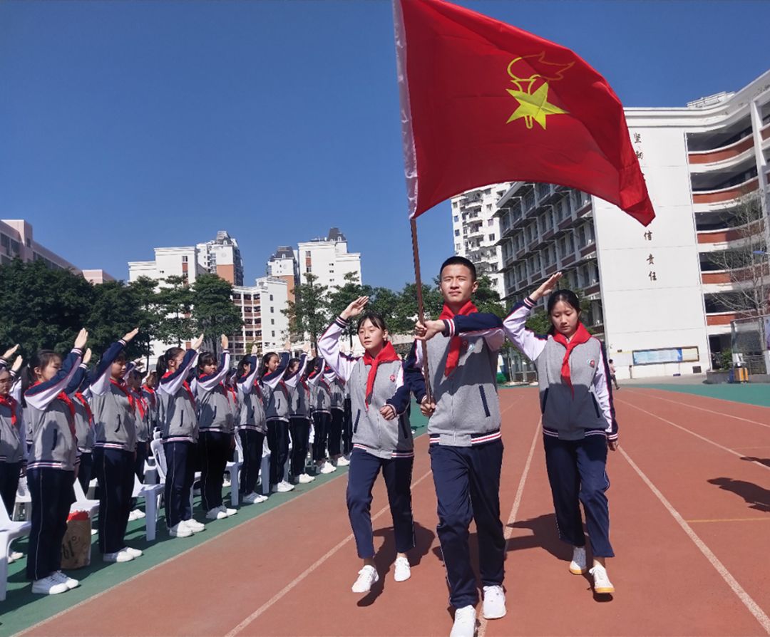 喜迎五四丨莆田三中操场沸腾了!究竟是怎么肥事呢?