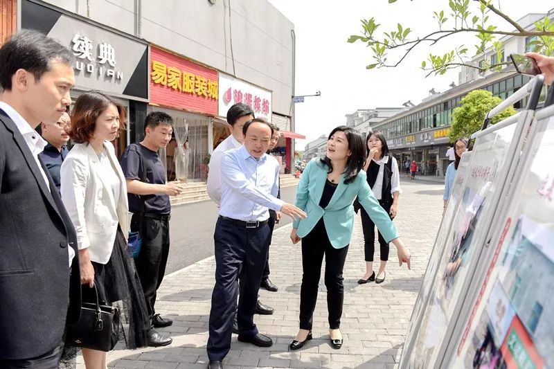 湖北恩施咸丰县委书记郑东来一行到运河街道考察