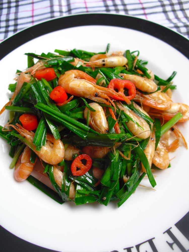 原创韭菜炒河虾,吃不腻的家常菜