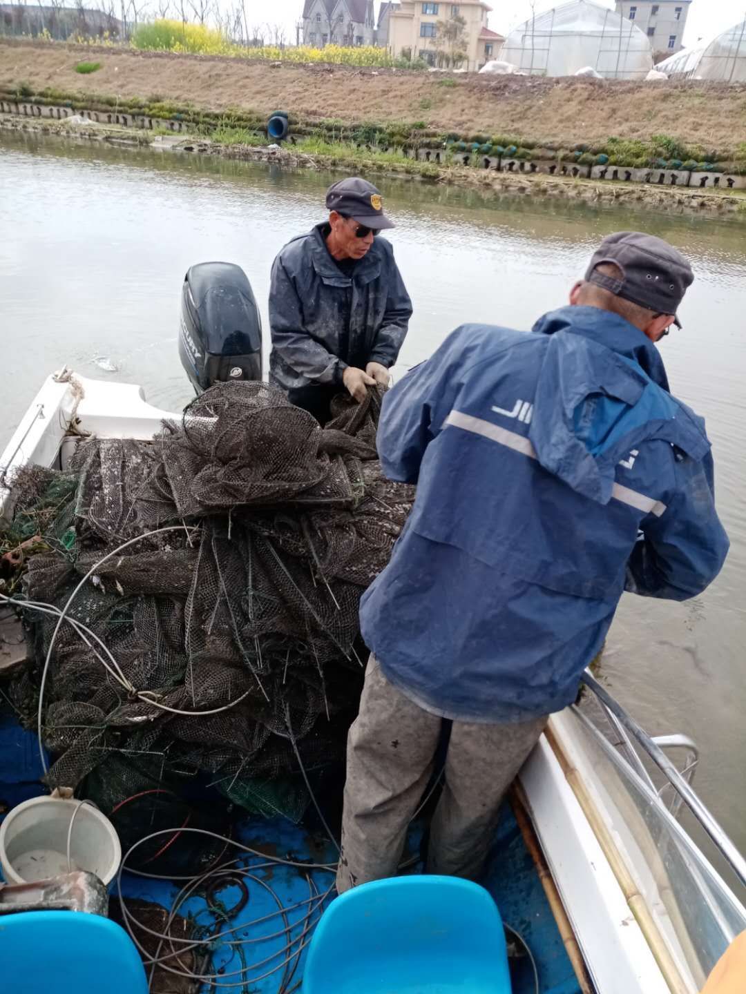 地籠捕魚違法書院鎮持續開展河道清網行動