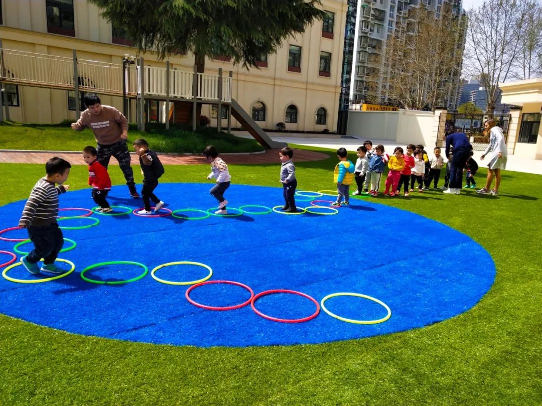 这所位于市中心的幼儿园 居然拥有两大稀缺资源