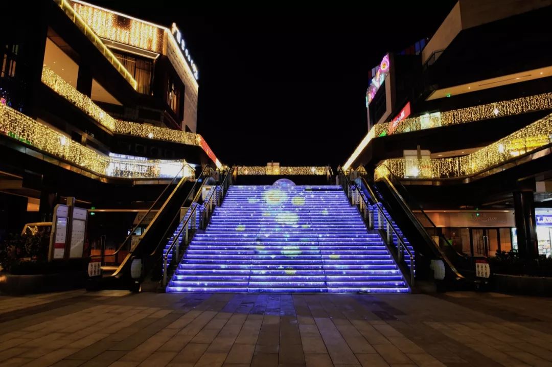 艺术 灯光赋能商业综合体吸睛能力,用创意点亮城市夜空