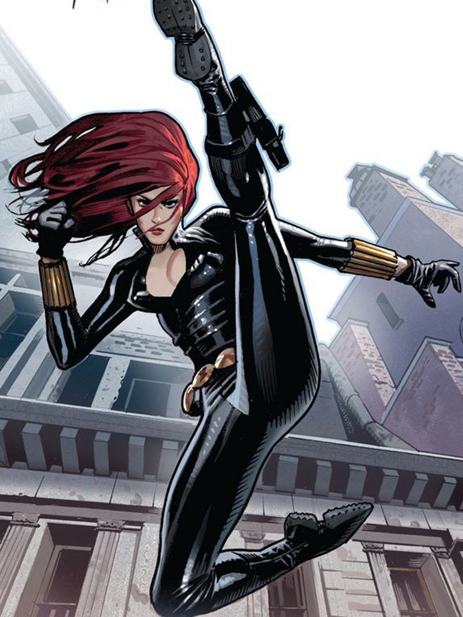 在漫威原版漫画中,黑寡妇原名娜塔莉亚·爱丽安诺芙娜·罗曼诺娃,后