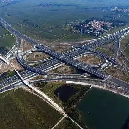 连接高速铺展未来潍日高速连接线坊城段工程清障正式启动