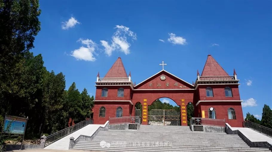 平阴玫瑰庄园,胡庄尖山圣母大教堂,翠屏山宝峰寺一日游