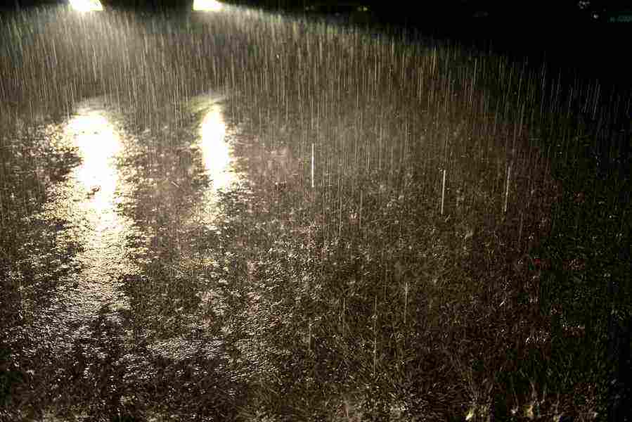 北方进入多雨季节,春雨一场接一场,这下农田旱情有指望了