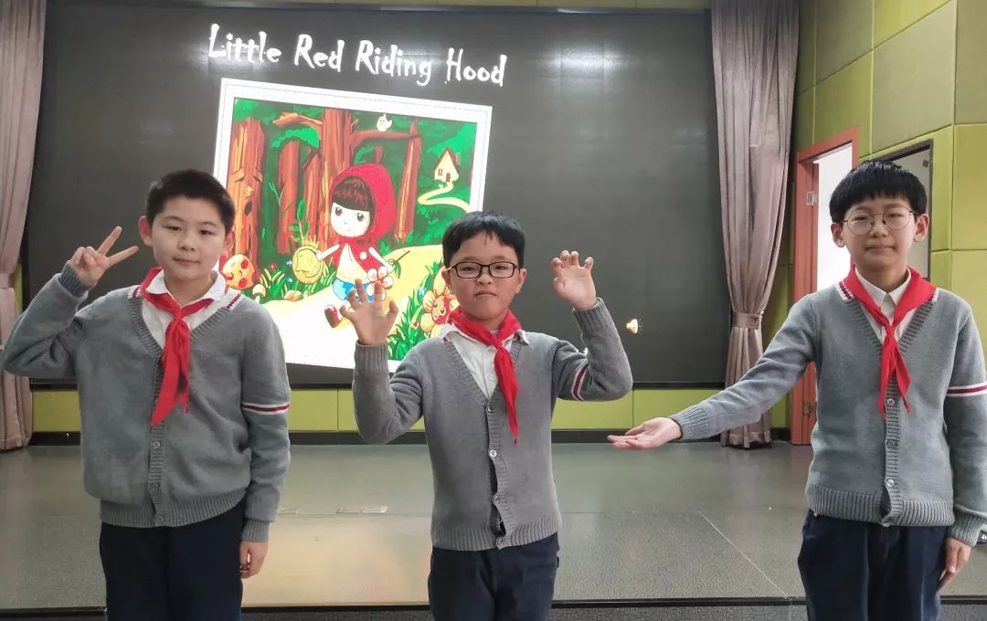 五(2 陈俊帆 徐晟杰 温宇翔《little red riding