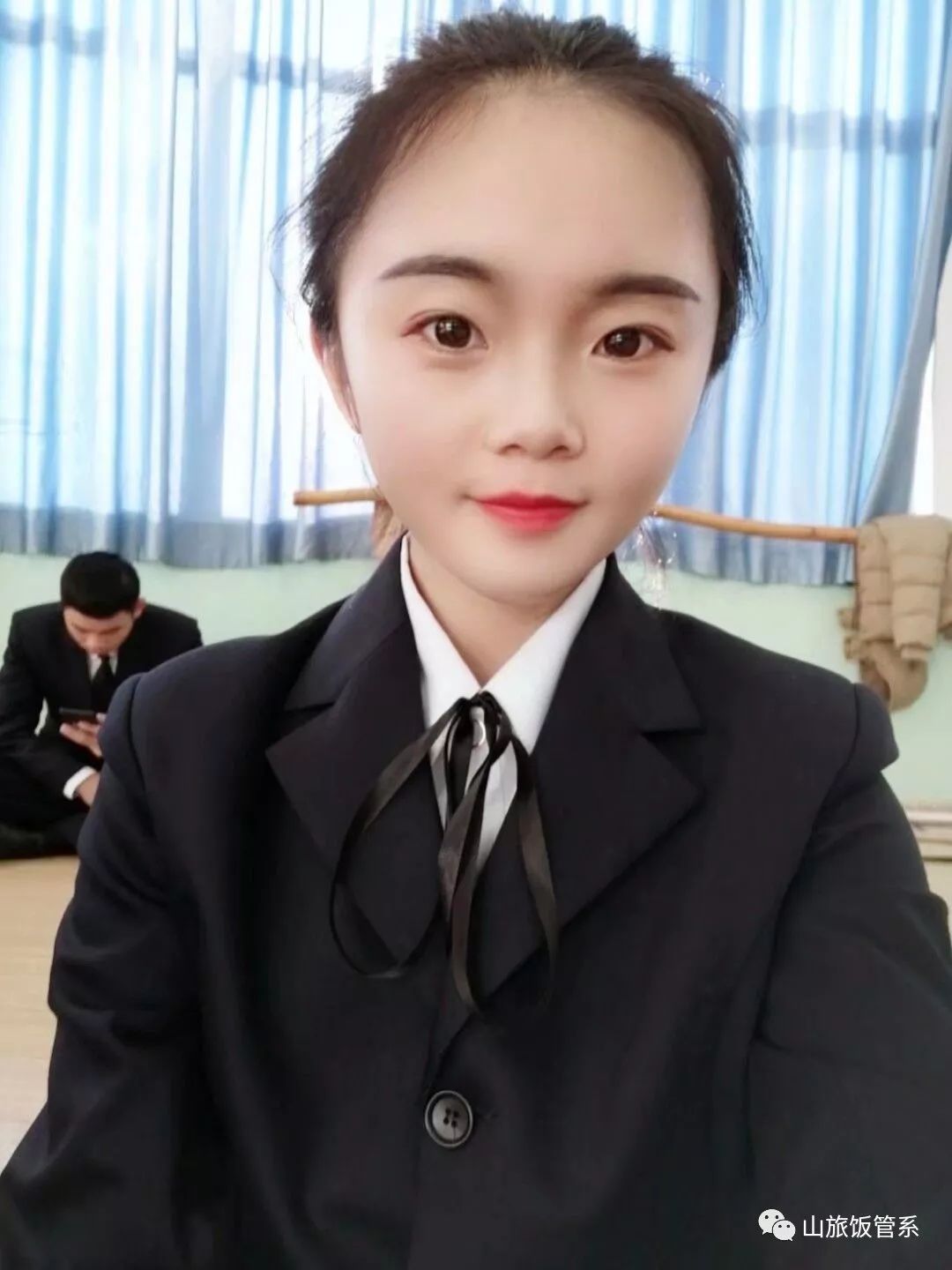 山东旅游职业学院饭店管理系第三届最美工装照选举活动