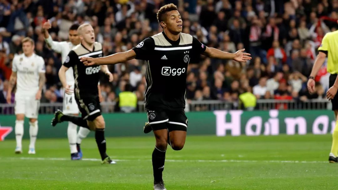 戴维·内雷斯:错过中超淘金,走上人生巅峰_阿贾克斯