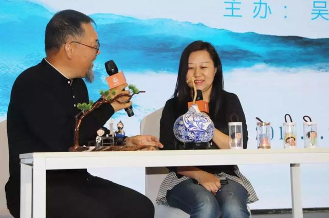 徐学清苏绣徐佩根村砚许静健核雕关惠葫芦画苏州青年艺人文创新品现场