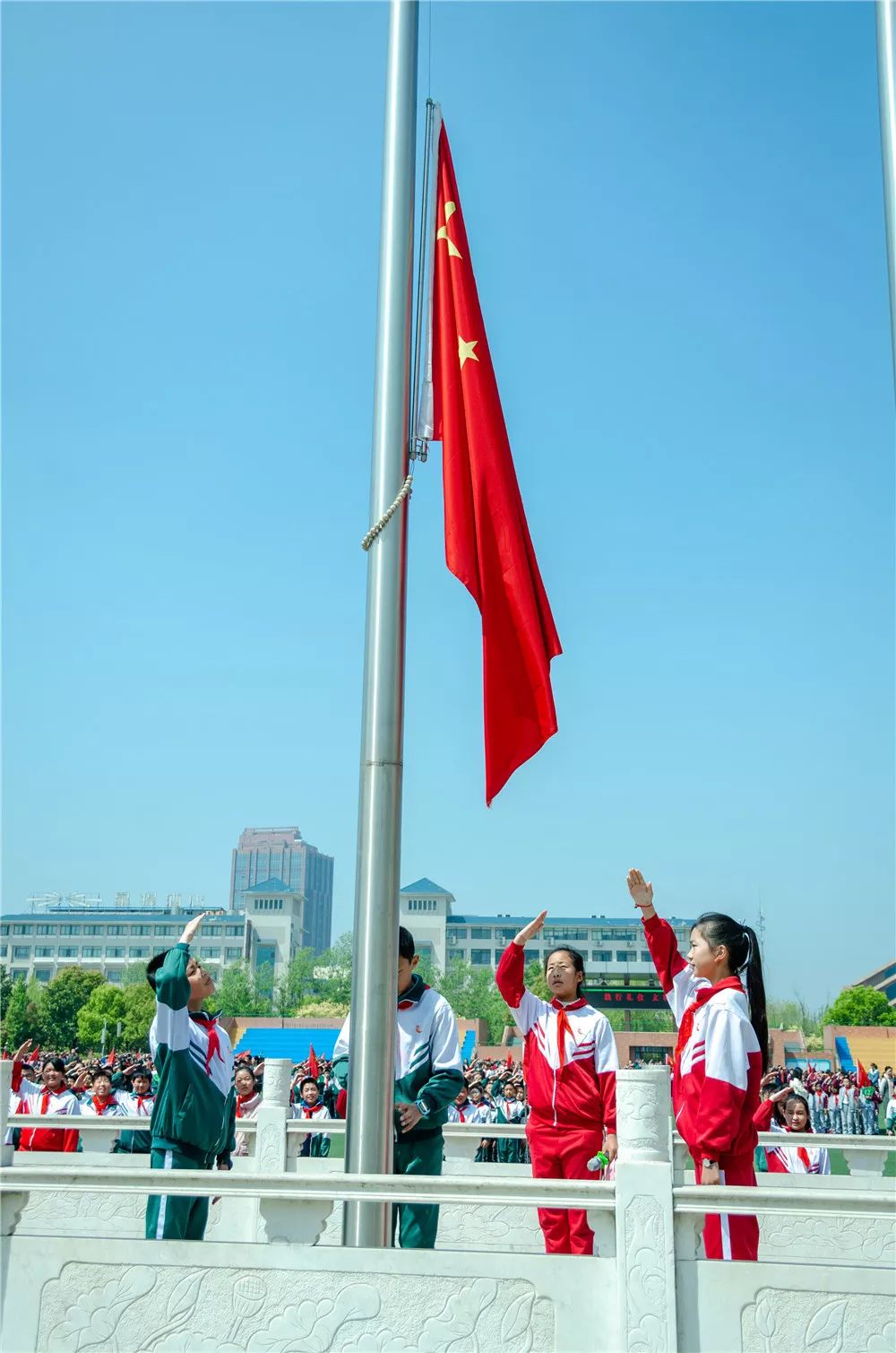 五星红旗图片竖屏图片