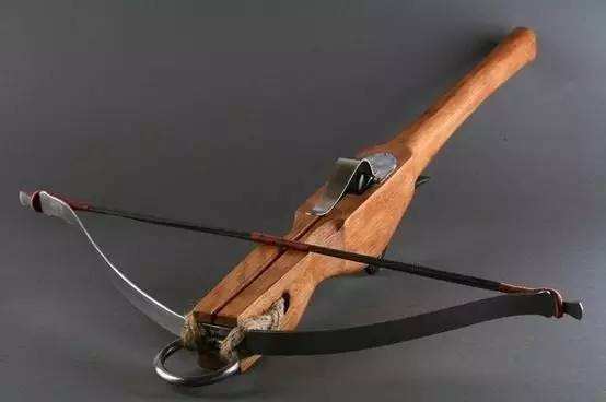 原创古代战争中所用的弩是怎样发明的