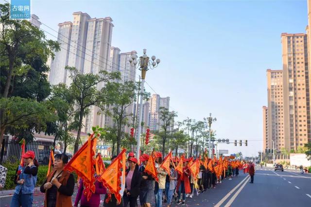 古雷镇汕尾妈祖庙重建落成庆典众神巡安新港城