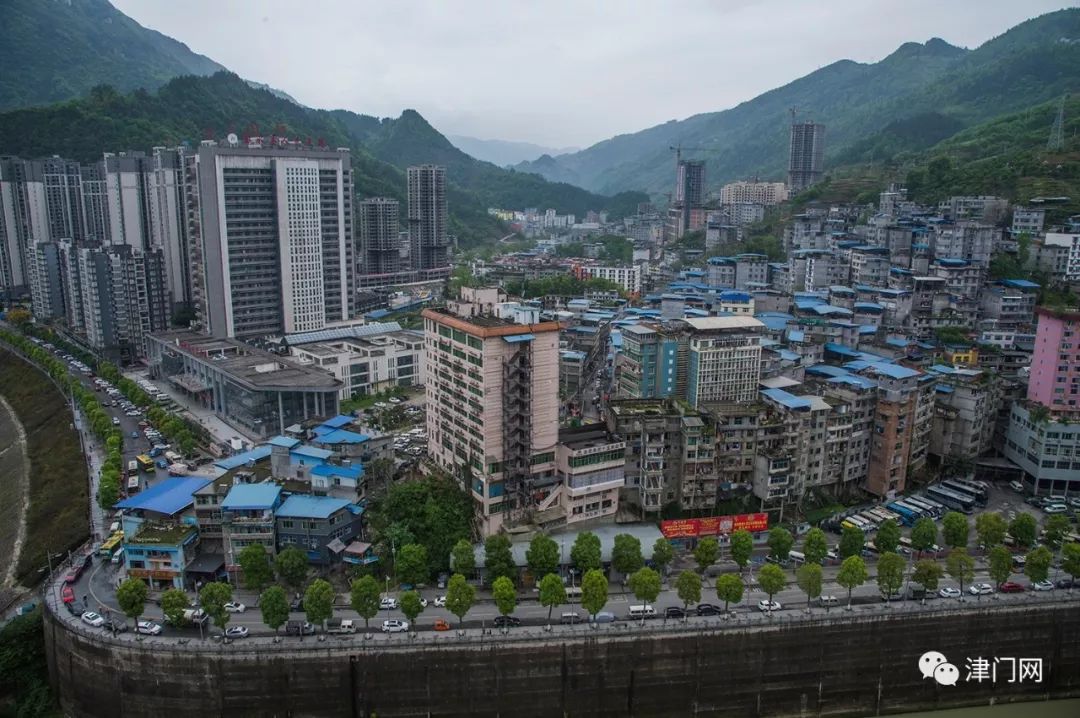 人文纪实闻树义摄影作品赏析山城彭水