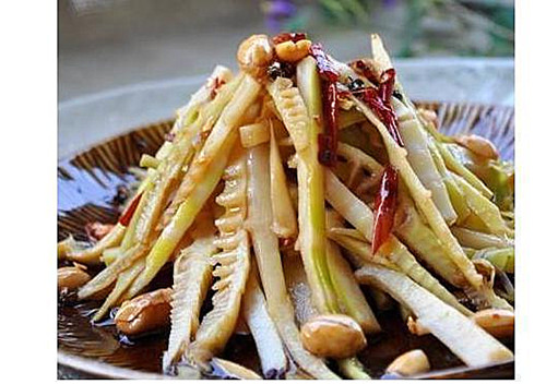 炒竹笋千万不能直接下锅炒多加一步竹笋脆嫩鲜美营养美味